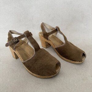 No. 6 Clogs - T Strap Platform Clog - Caitlin - Stone Pony - Size 10